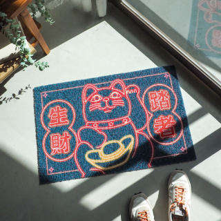 【窩在家All In Home】好運招財貓刮泥地墊-三款選擇(有求幣應/踏者生財/財喵雙全）
