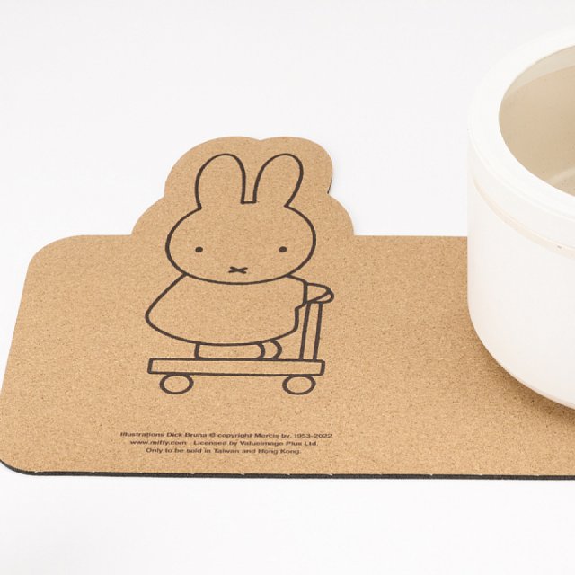 【Miffy米飛】萬用隔熱墊45 x 30cm